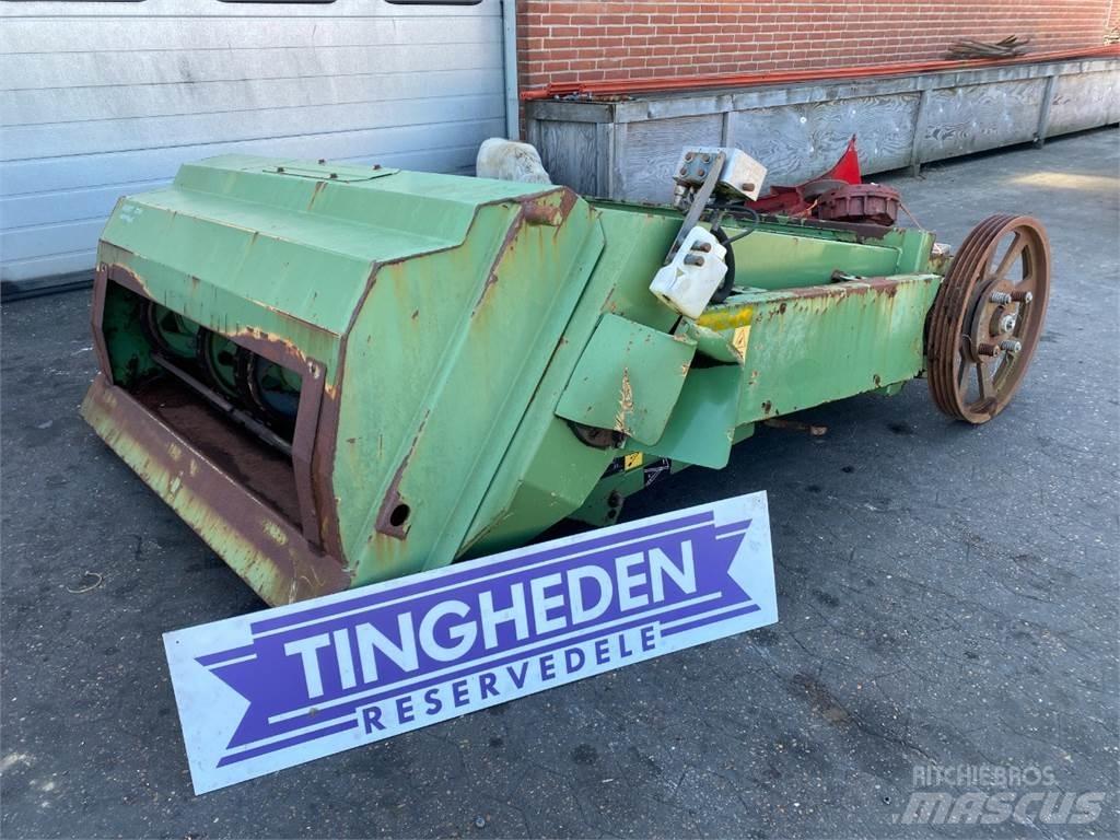 Fendt 8350 Príslušenstvo a náhradné diely ku kombajnom