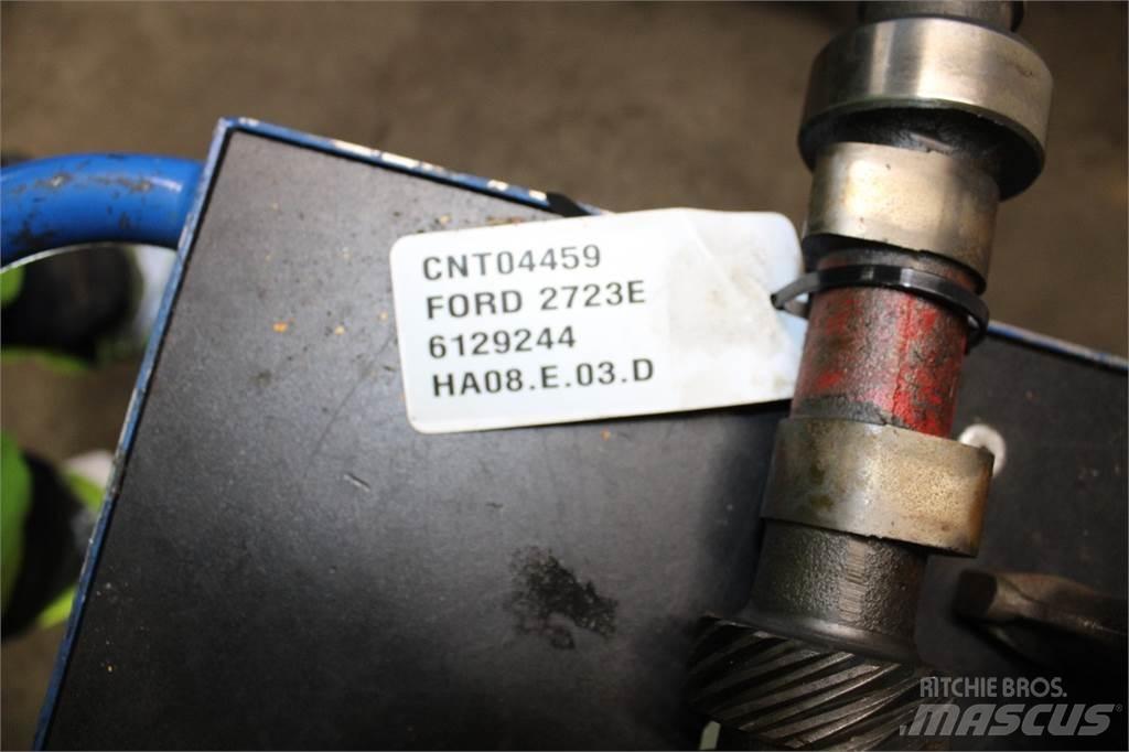 Ford 2723E Motory
