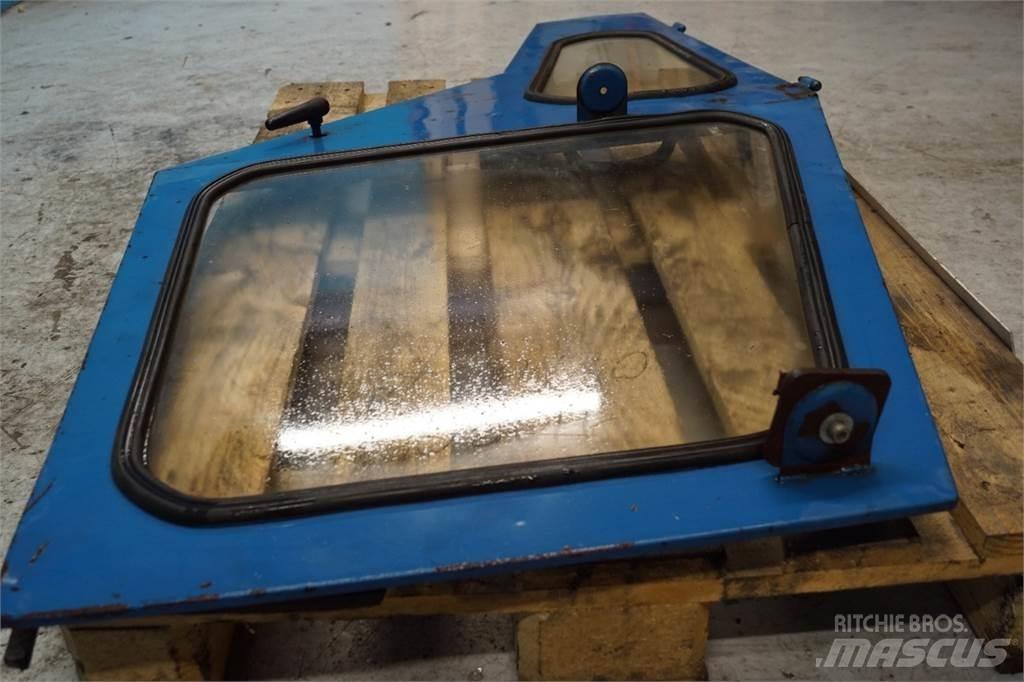 Ford 4000 Kabíny a interiér