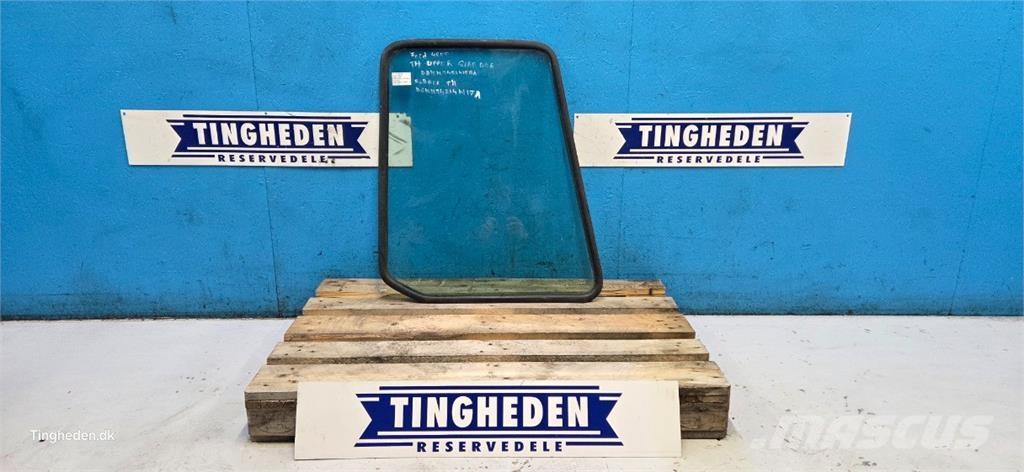 Ford 4600 Kabíny a interiér