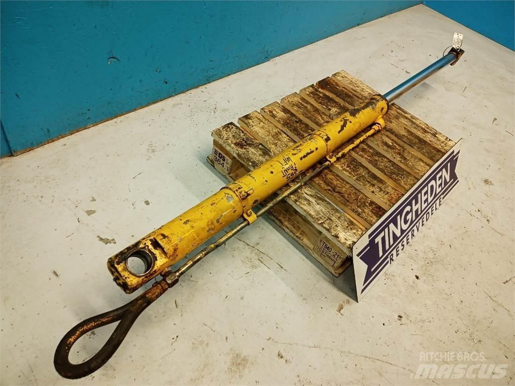 Ford 655 Výložníky a lyžice