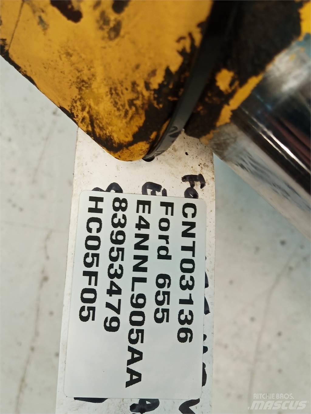 Ford 655 Výložníky a lyžice