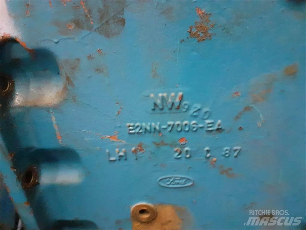 Ford 8210 Prevodovka