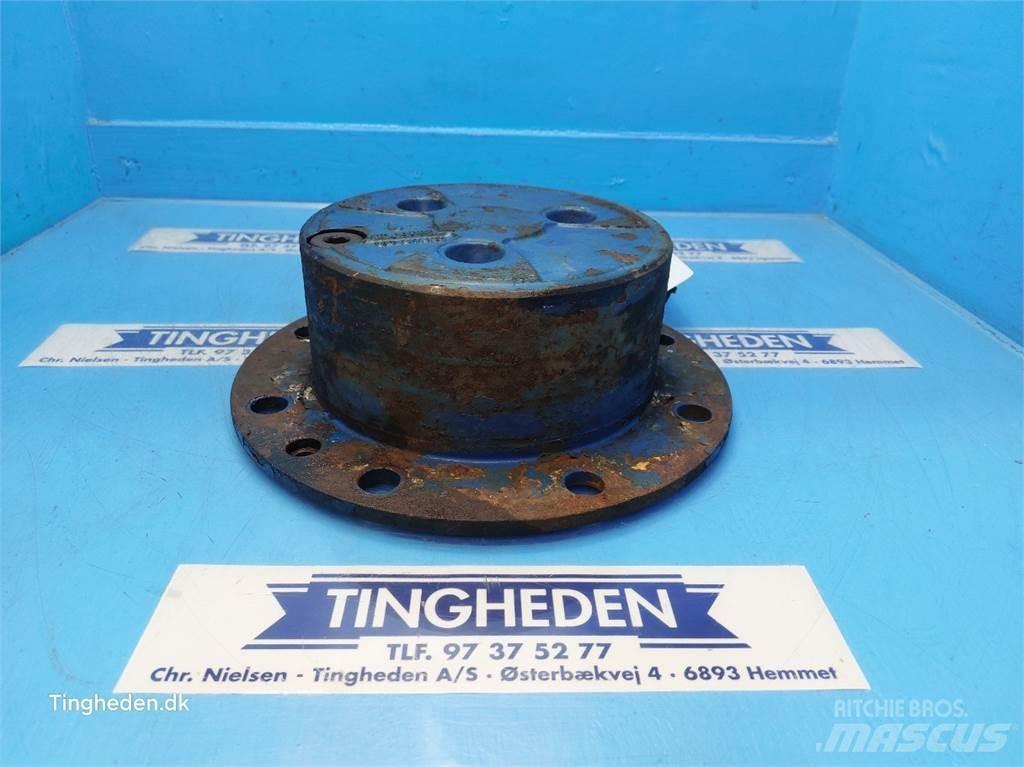 Ford 8210 Ďalšie príslušenstvo traktorov