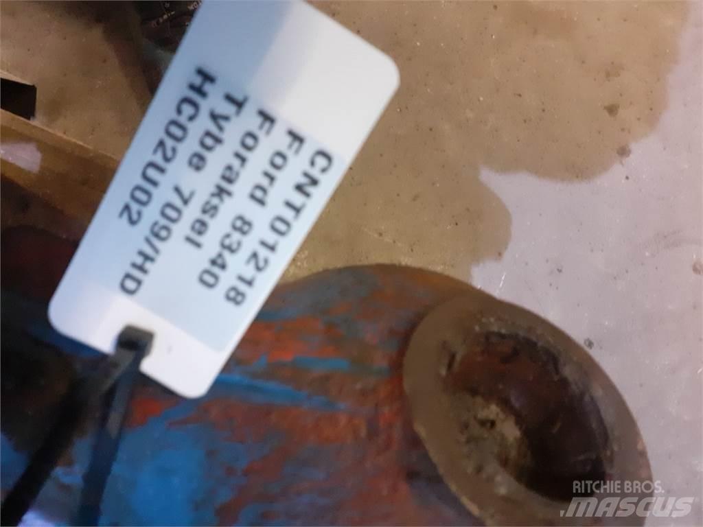 Ford 8340 Ďalšie príslušenstvo traktorov