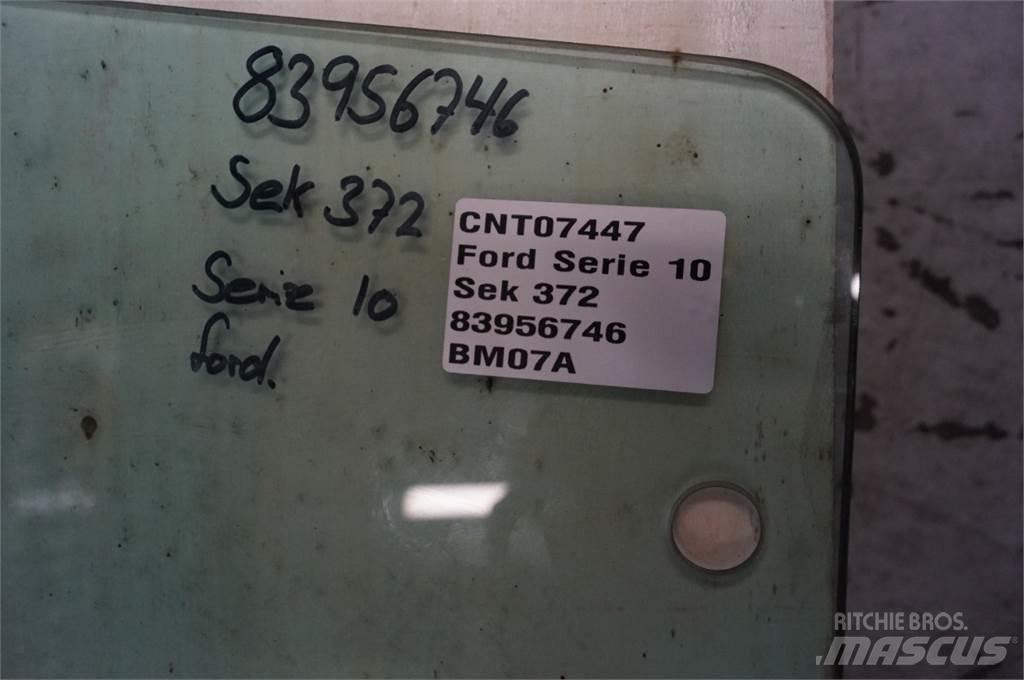 Ford Serie 10 Kabíny a interiér