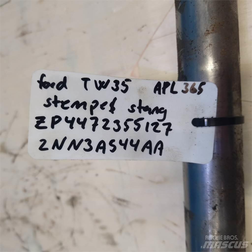 Ford TW35 Ďalšie príslušenstvo traktorov