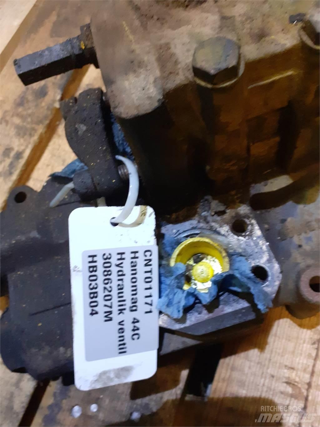  Hannonag 44C Hydraulika