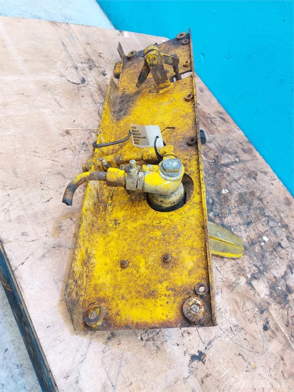  Hannonag 44C Hydraulika
