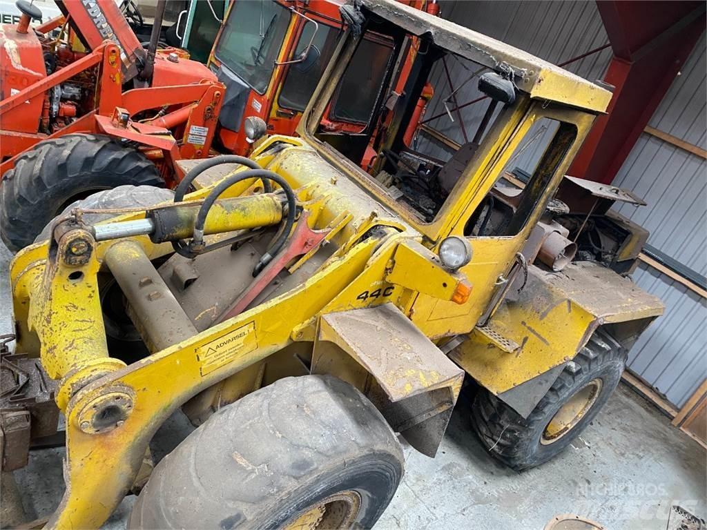 Hanomag 44C Kolesové nakladače
