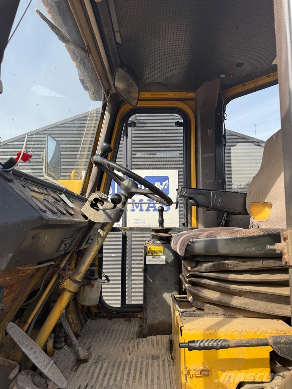 Hanomag 44D Kolesové nakladače