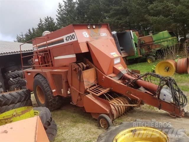 Hesston 4700 Lisy na hranaté balíky