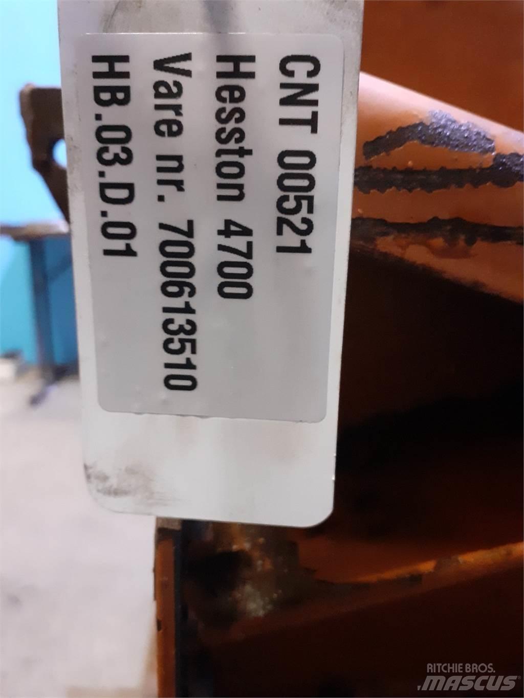 Hesston 4700 Stroje na zber krmovín-príslušenstvo