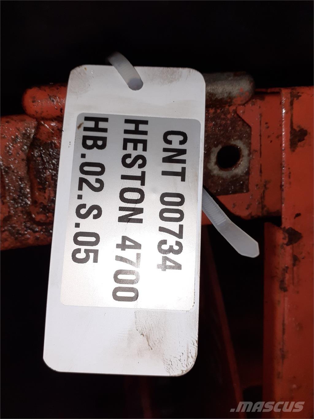 Hesston 4700 Stroje na zber krmovín-príslušenstvo