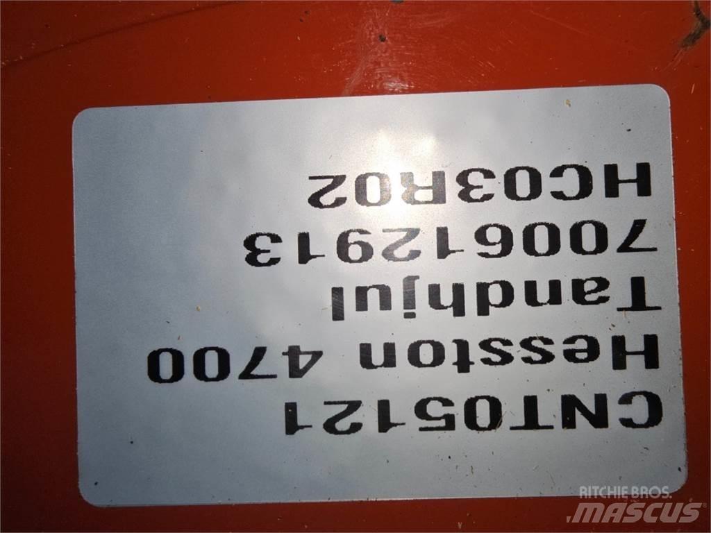 Hesston 4700 Stroje na zber krmovín-príslušenstvo