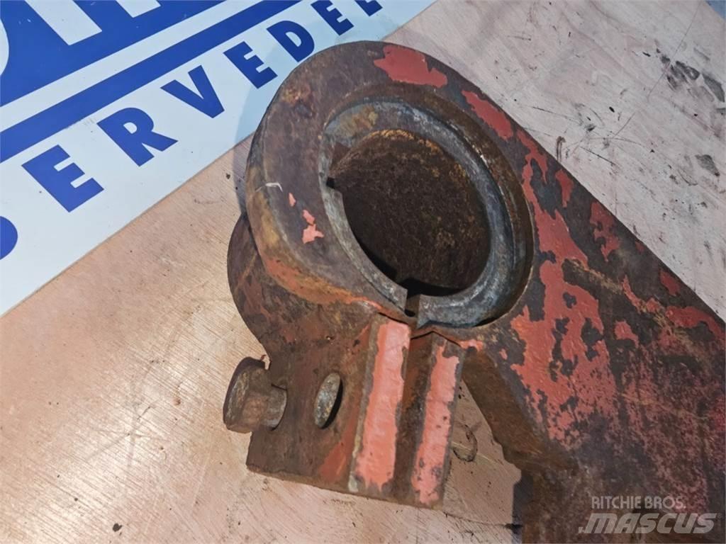 Hesston 4700 Stroje na zber krmovín-príslušenstvo