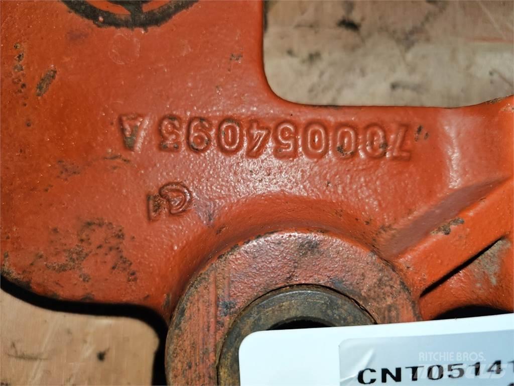 Hesston 4700 Čeľuste na balíky