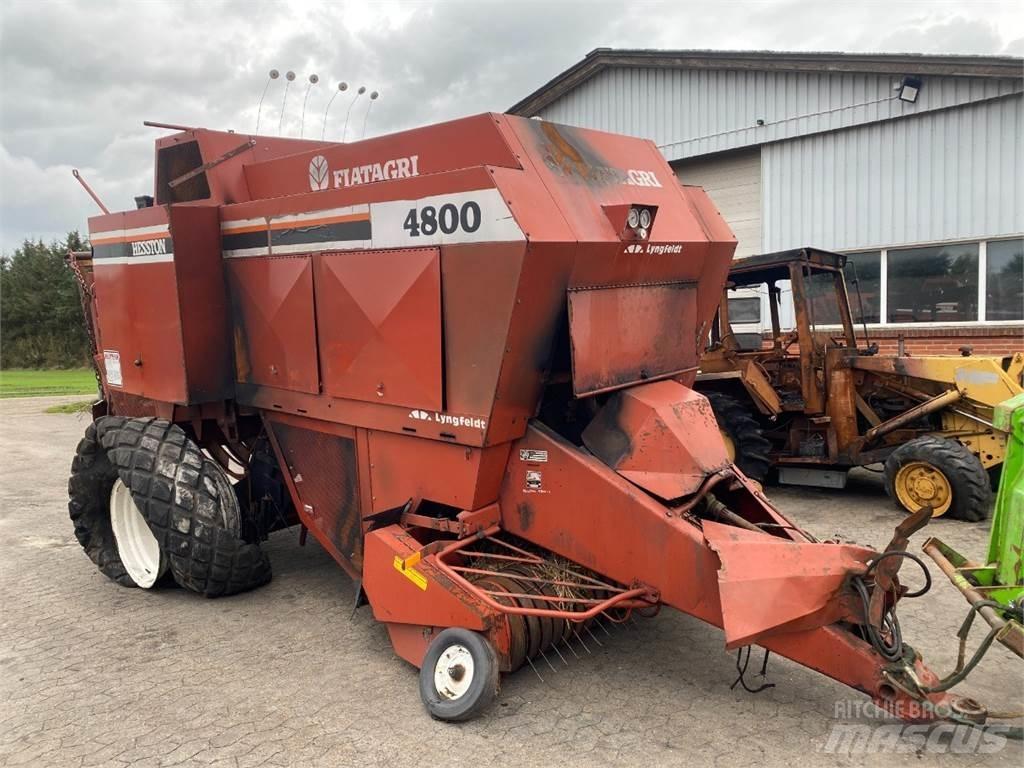 Hesston 4800 Lisy na hranaté balíky