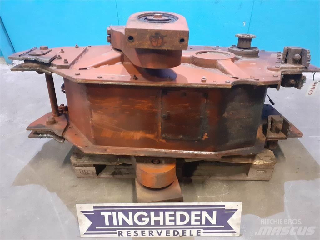 Hesston 4900 Prevodovka
