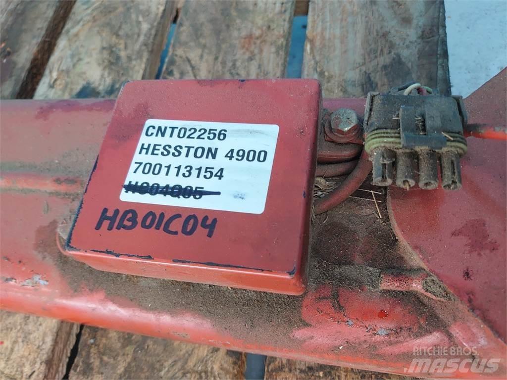 Hesston 4900 Stroje na zber krmovín-príslušenstvo