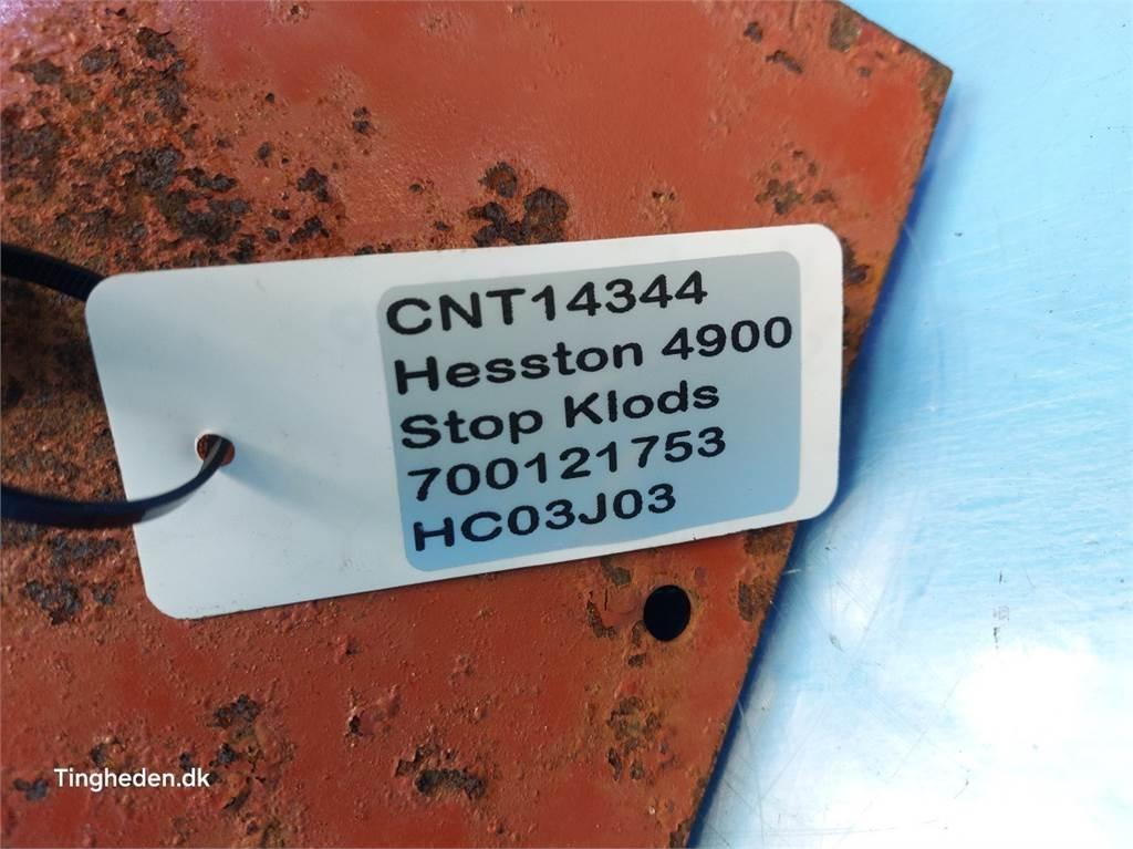 Hesston 4900 Pneumatiky, kolesá a ráfiky