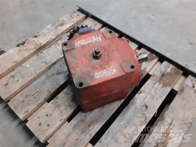 Hesston 5700 Prevodovka