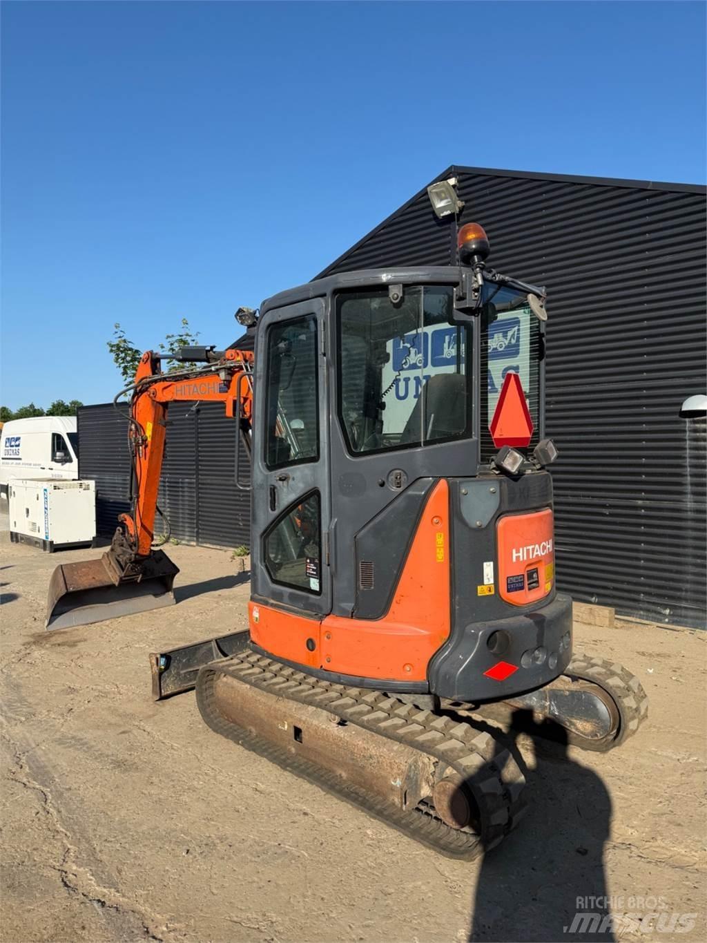 Hitachi ZX33 Mini rýpadlá < 7t