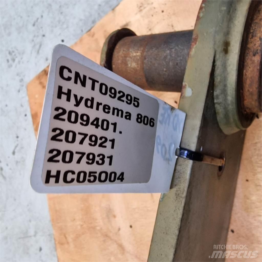 Hydrema 806 Výložníky a lyžice
