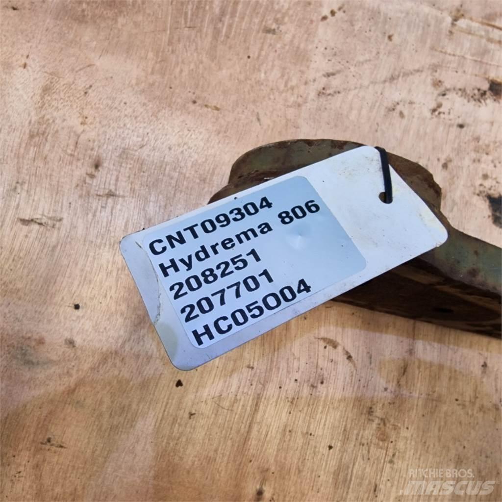 Hydrema 806 Výložníky a lyžice