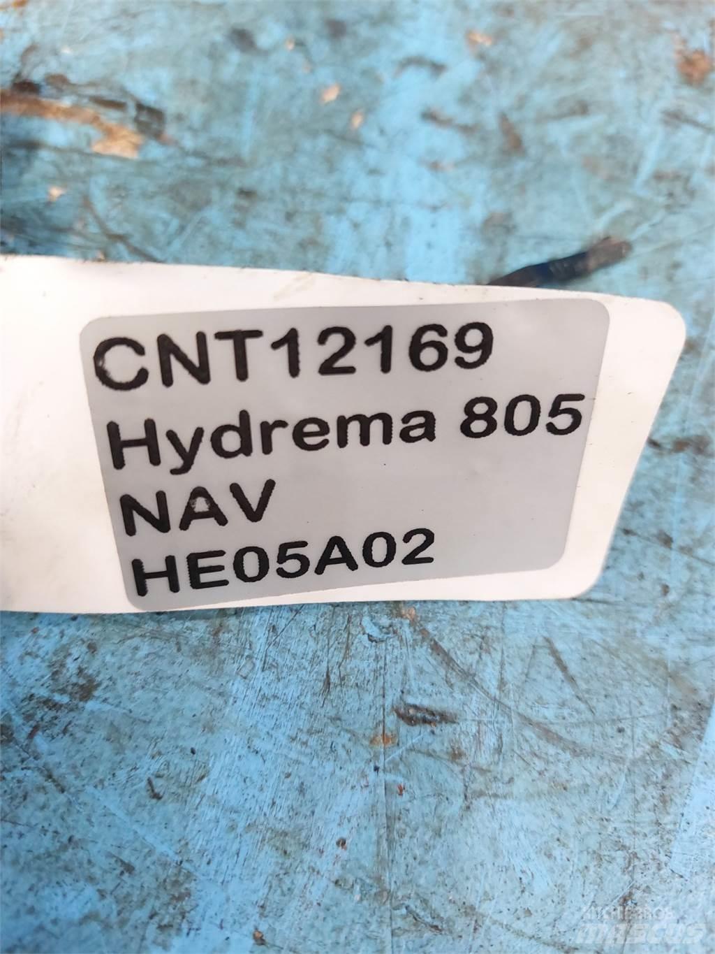Hydrema 806 Výložníky a lyžice