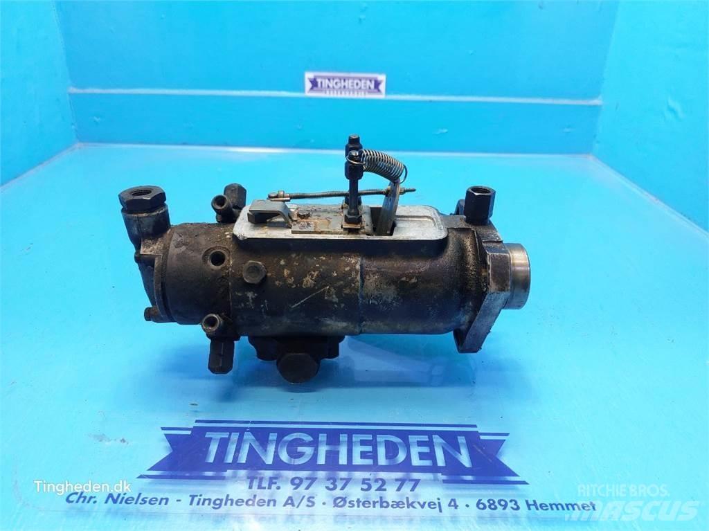 Hydrema 806 Motory