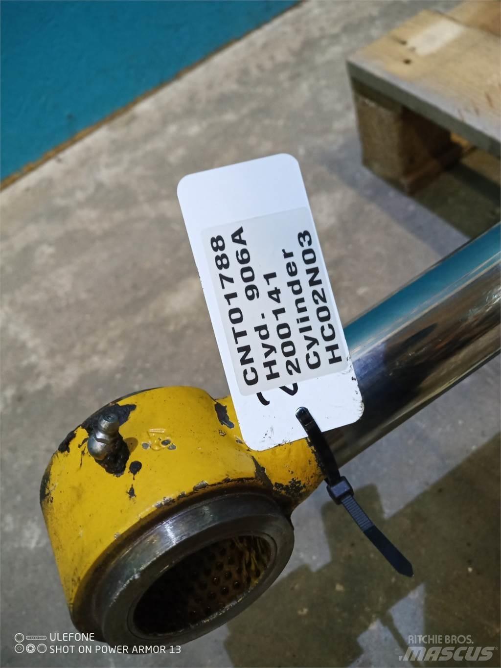 Hydrema 906A Hĺbkové lopaty