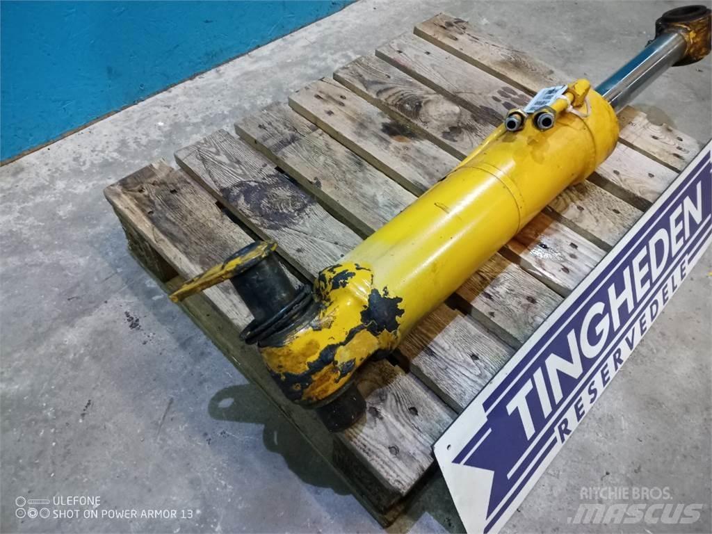 Hydrema 906B Výložníky a lyžice