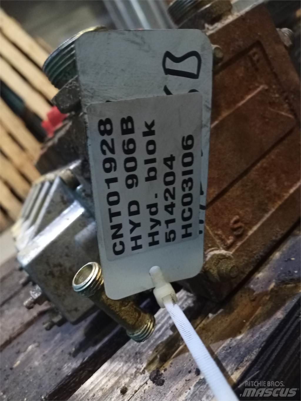 Hydrema 906B Hydraulika