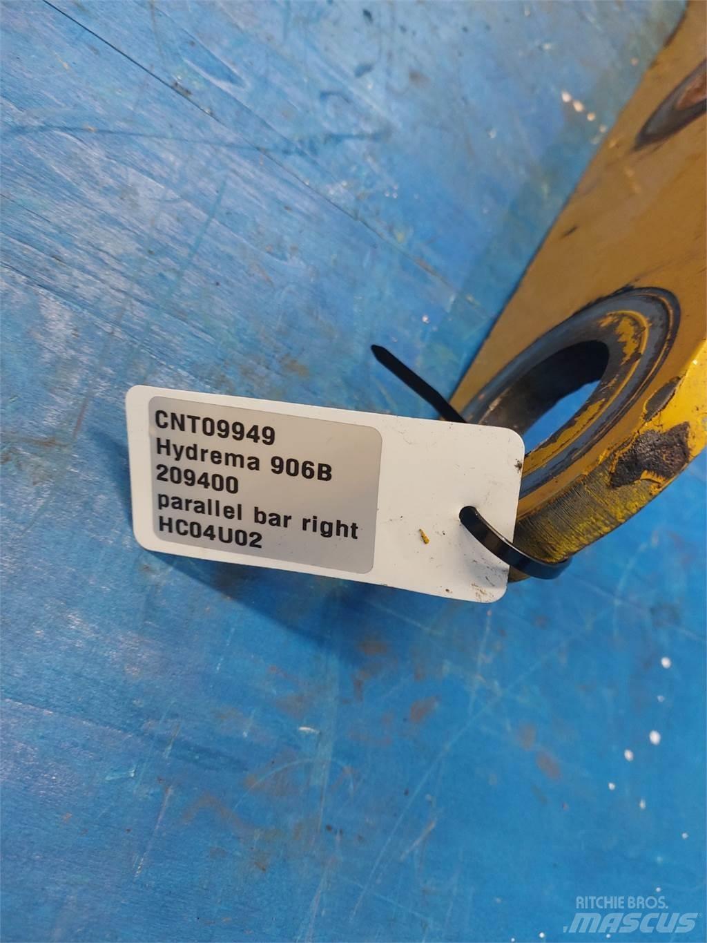 Hydrema 906B Výložníky a lyžice