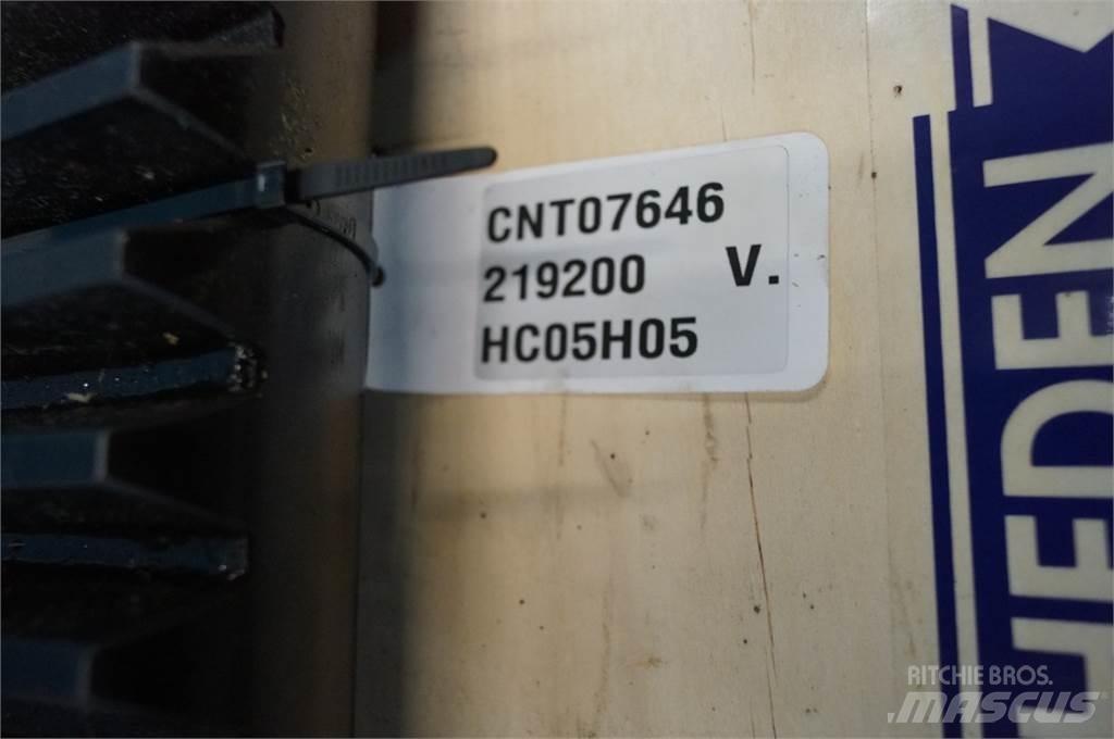 Hydrema 906B Hĺbkové lopaty