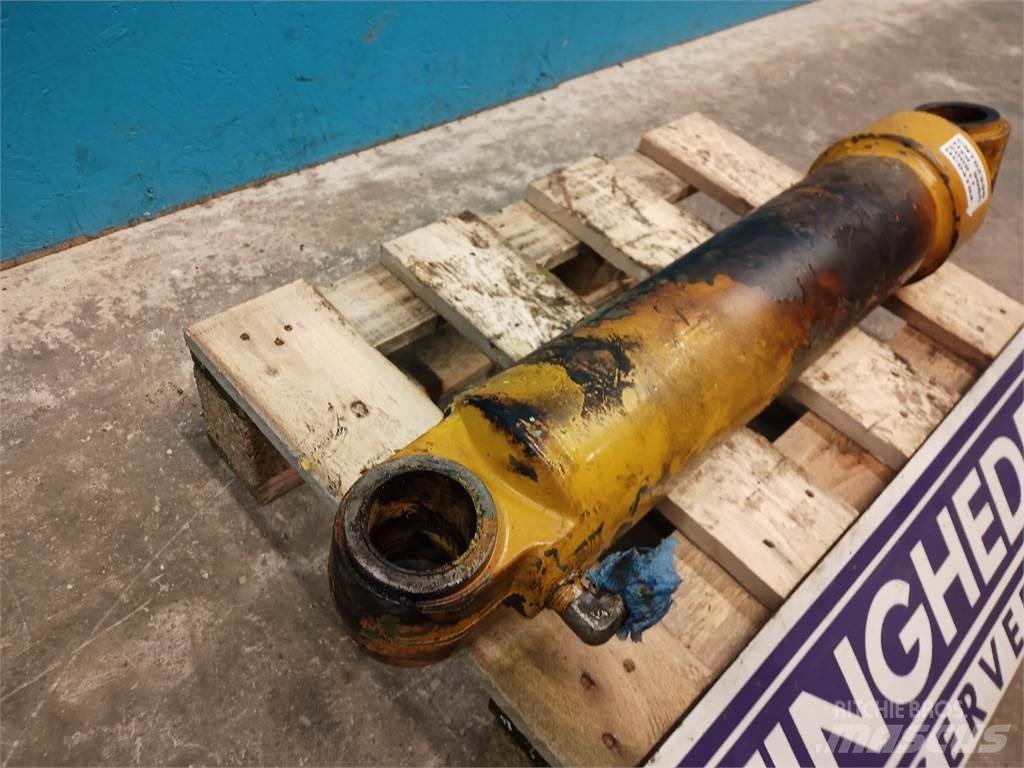 Hydrema 906C Výložníky a lyžice