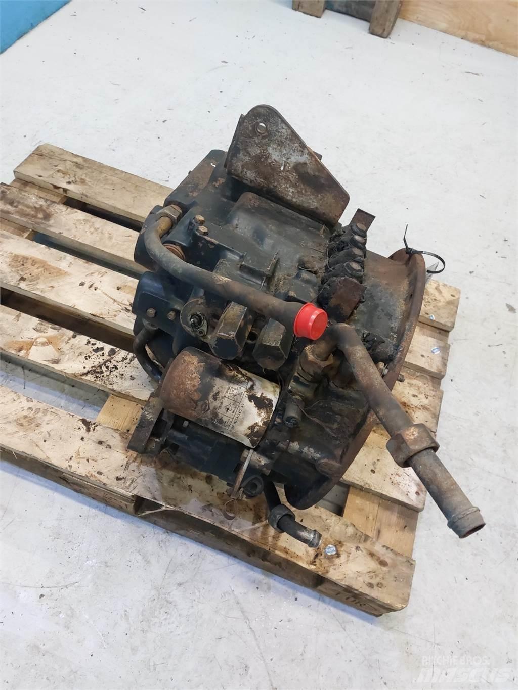 Hydrema 906C Prevodovka