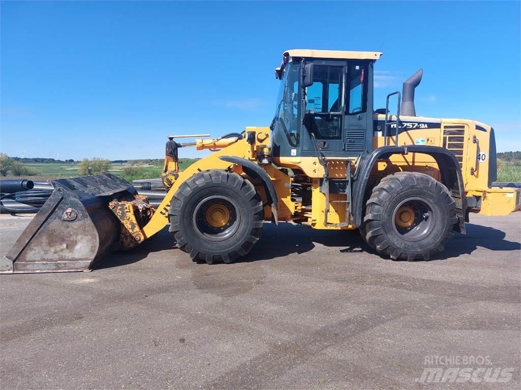 Hyundai HL757-9A Kolesové nakladače
