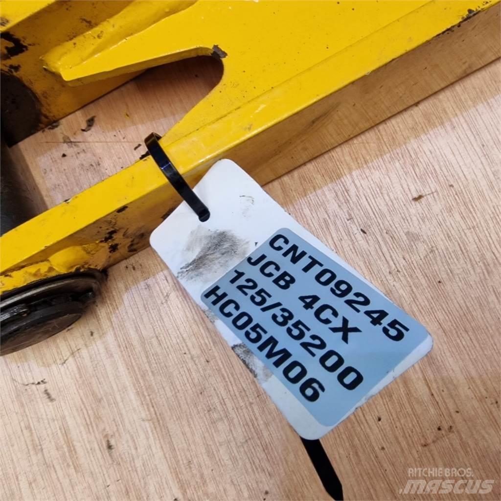 JCB 4CX Výložníky a lyžice