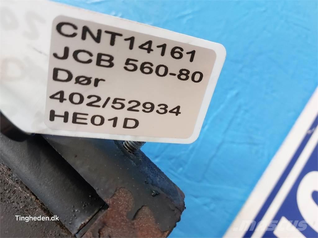 JCB 560-80 Kabíny a interiér