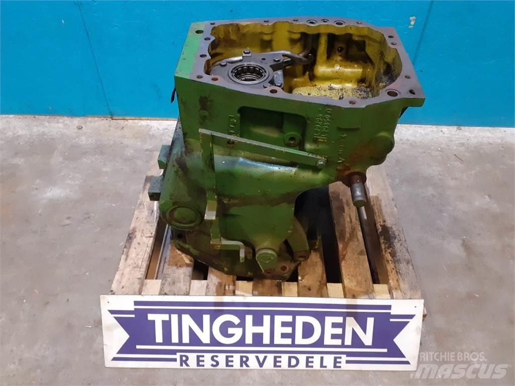 John Deere  Prevodovka