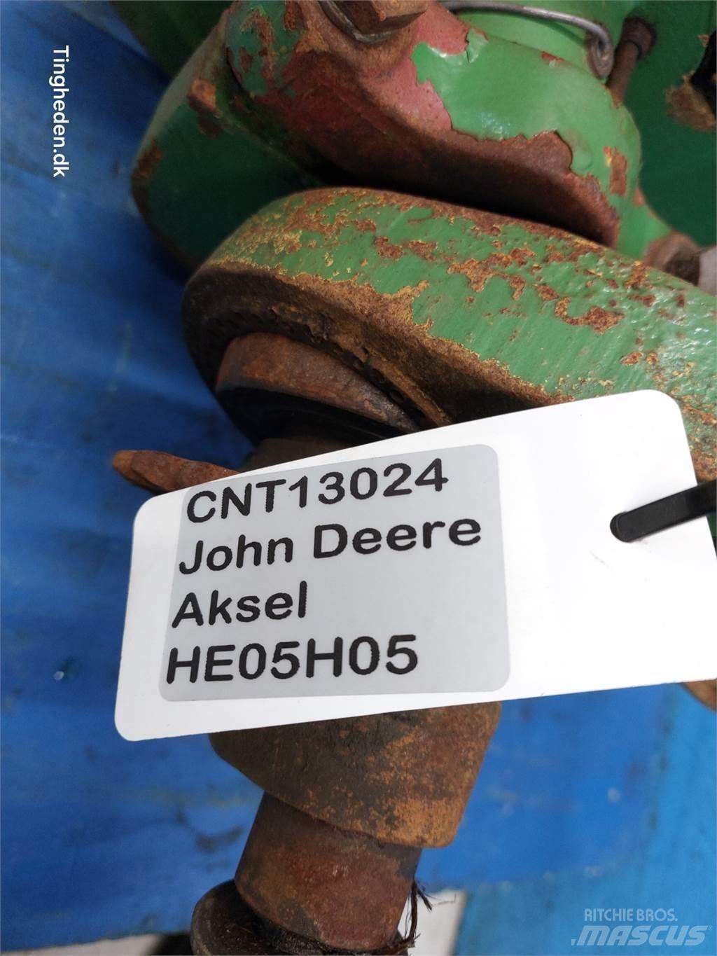 John Deere 1000 Príslušenstvo a náhradné diely ku kombajnom
