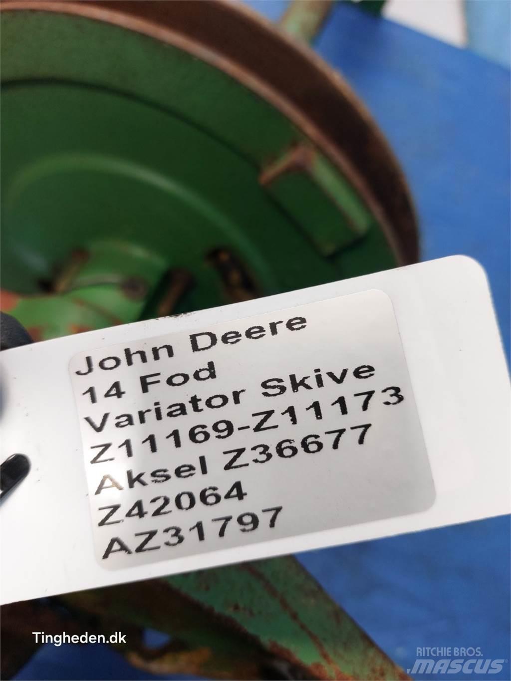 John Deere 1000 Príslušenstvo a náhradné diely ku kombajnom