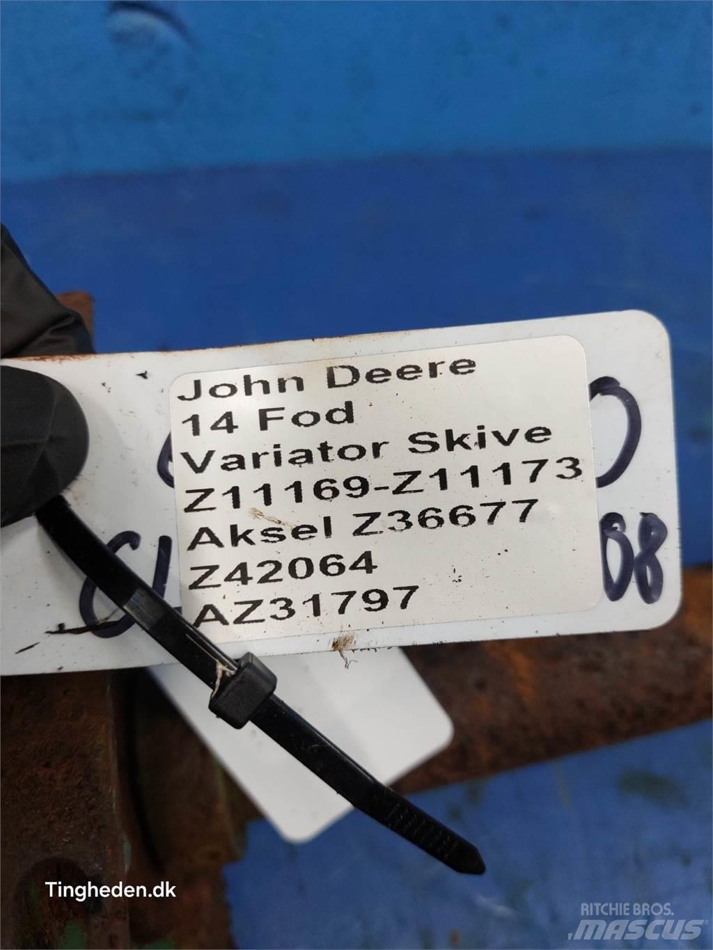 John Deere 1000 Príslušenstvo a náhradné diely ku kombajnom