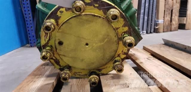 John Deere 1065 Príslušenstvo a náhradné diely ku kombajnom