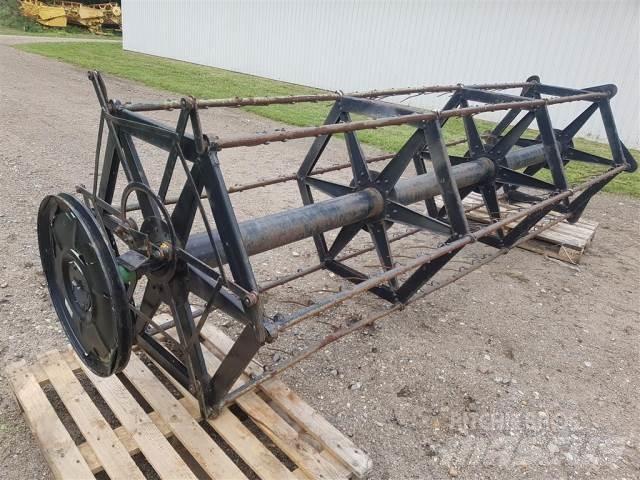 John Deere 1065 Príslušenstvo a náhradné diely ku kombajnom