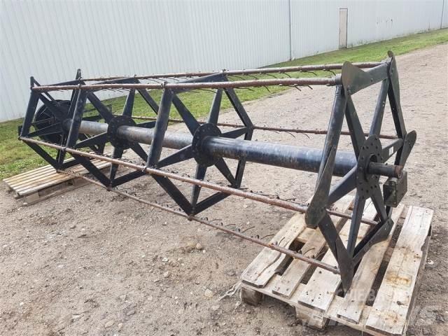 John Deere 1065 Príslušenstvo a náhradné diely ku kombajnom