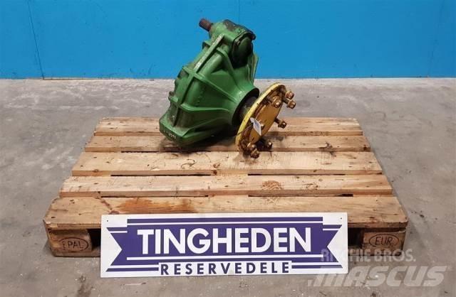 John Deere 1065 Príslušenstvo a náhradné diely ku kombajnom