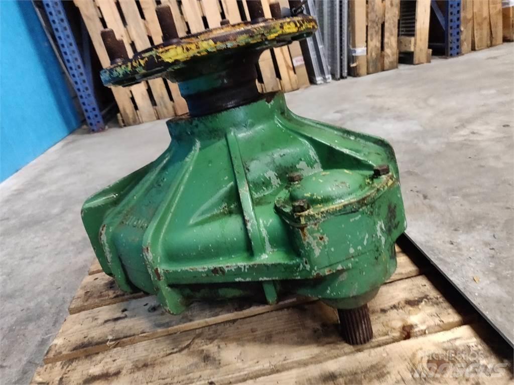 John Deere 1065 Príslušenstvo a náhradné diely ku kombajnom